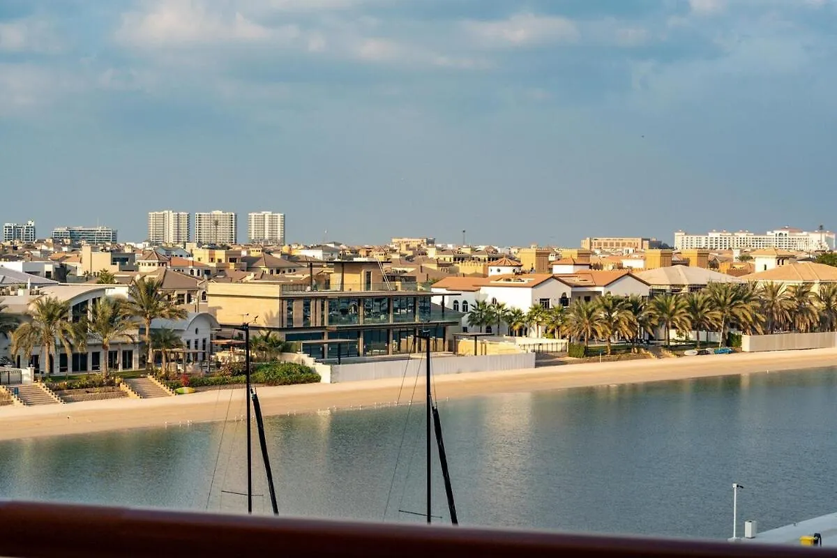 Apartment Deluxe Serene Views Studio In Dubai Palm Jumeirah United Arab Emirates