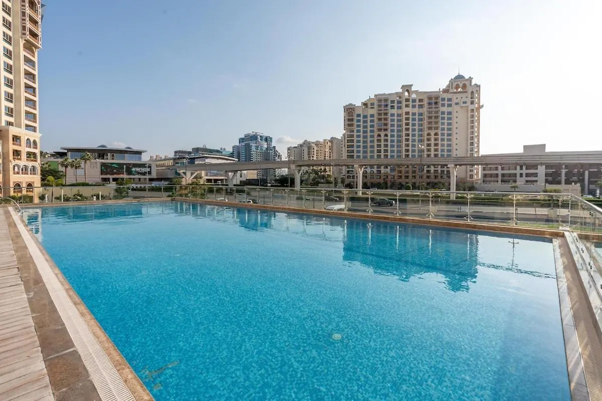 Deluxe Serene Views Studio In Dubai Palm Jumeirah United Arab Emirates